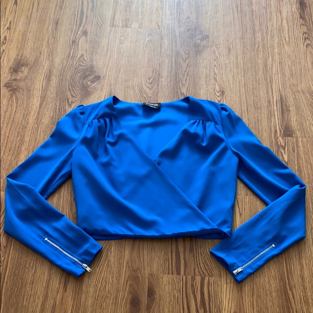 Royal blue crop top v-neck (brand:bebe)